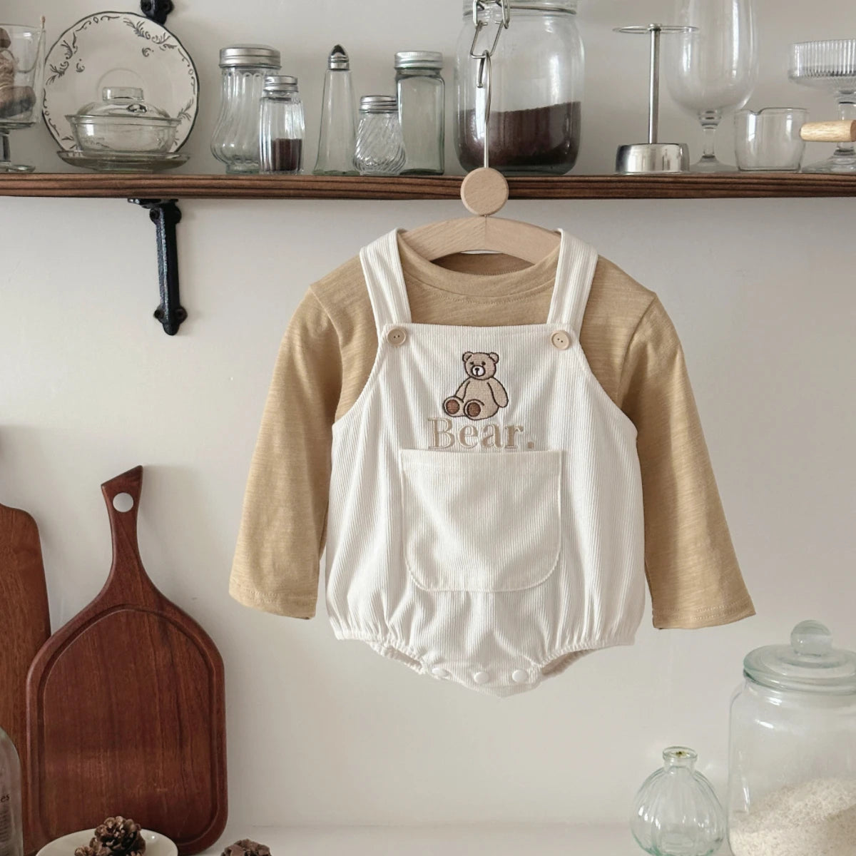 Autumn Baby Sleeveless Romper Boy Girl Loose Embroidery Bear Shoulder Strap Triangle Jumpsuit Casual Overalls for Little Ones