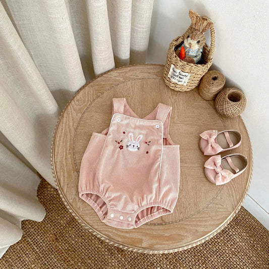 New autumn baby clothing for 0-3 years old, fashionable baby girl jumpsuit, corduroy rabbit embroidered triangle jumpsuit