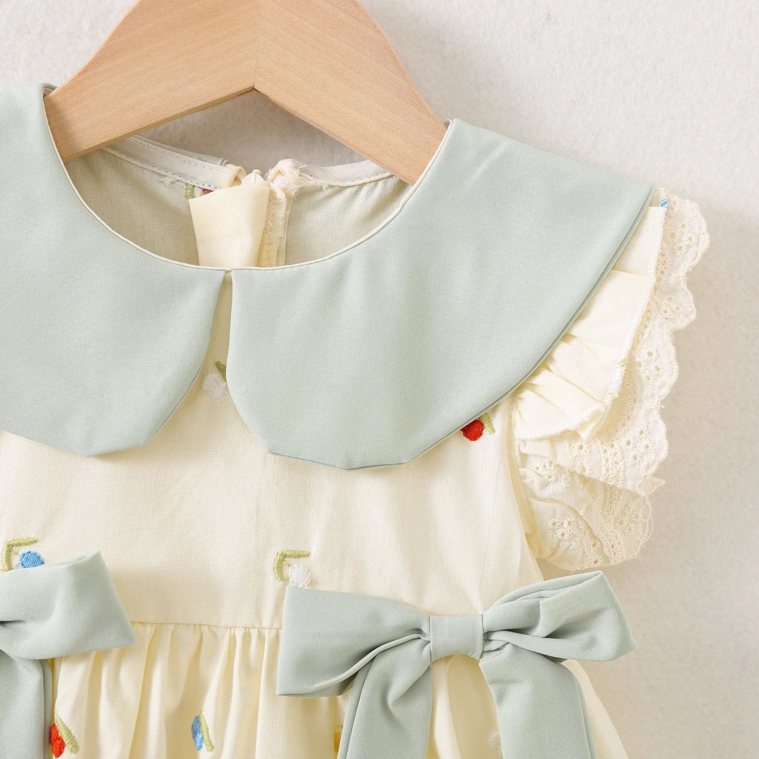 Baby Girl Clothing Summer Bow And Floral Pattern Doll Neck Simple Gentle Baby Dresses Cute Casual Girl Kid's Dress