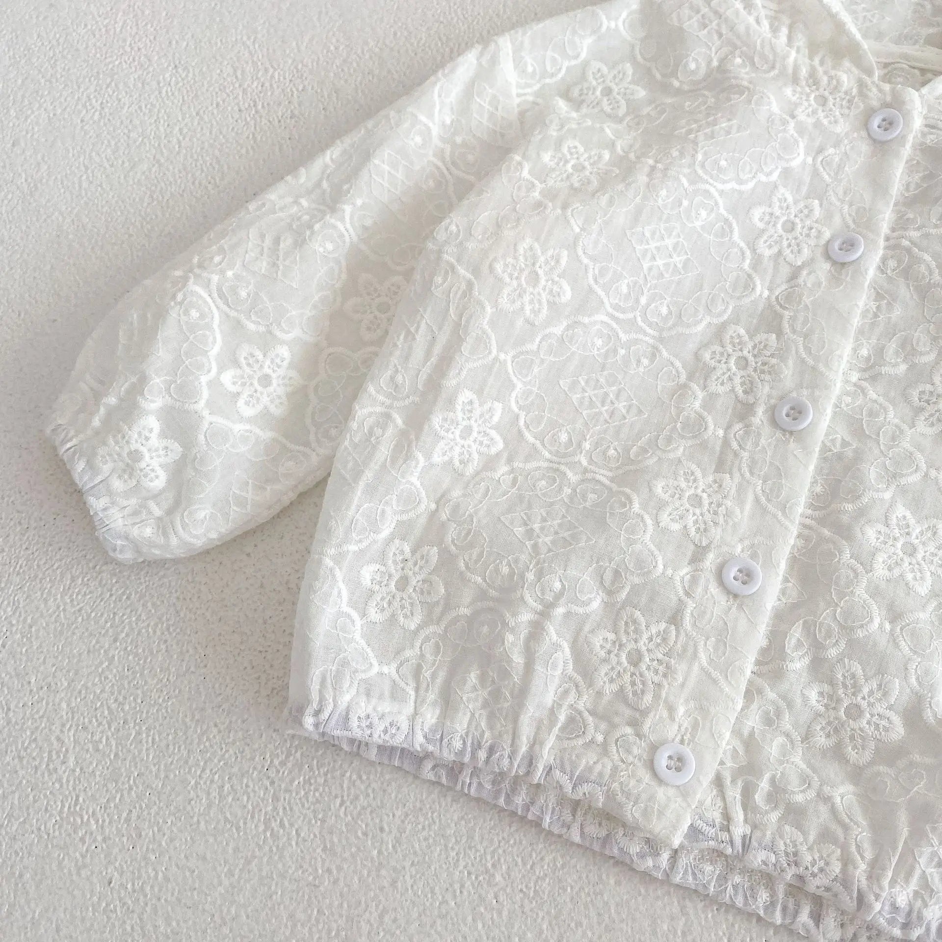 Summer new 0-3 year old baby clothing, baby girl jacket, hooded long sleeved air-conditioned shirt, sun protection shirt