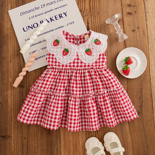 Cute Strawberry Petal Lapel Baby Girl Dress, Summer New Small Plaid Children'S Sleeveless Clothes For Babies Aged 6-24 Months