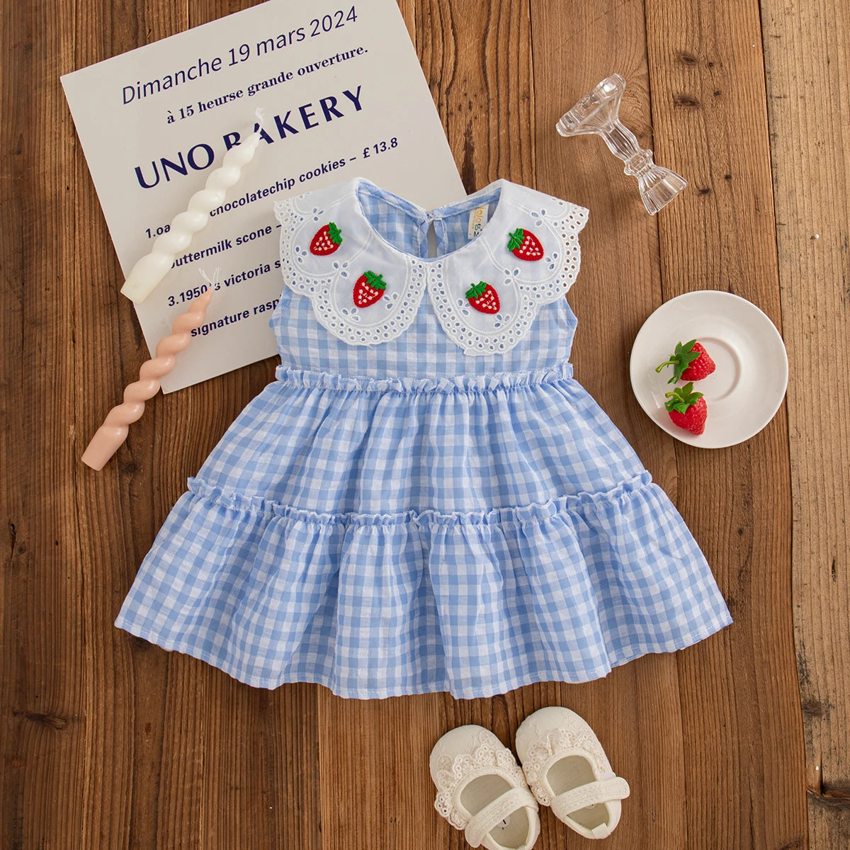 Cute Strawberry Petal Lapel Baby Girl Dress, Summer New Small Plaid Children'S Sleeveless Clothes For Babies Aged 6-24 Months